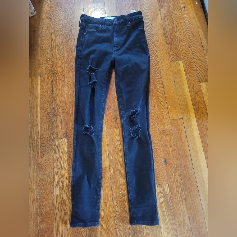 Abercrombie & Fitch Black Ripped Skinny Jeans